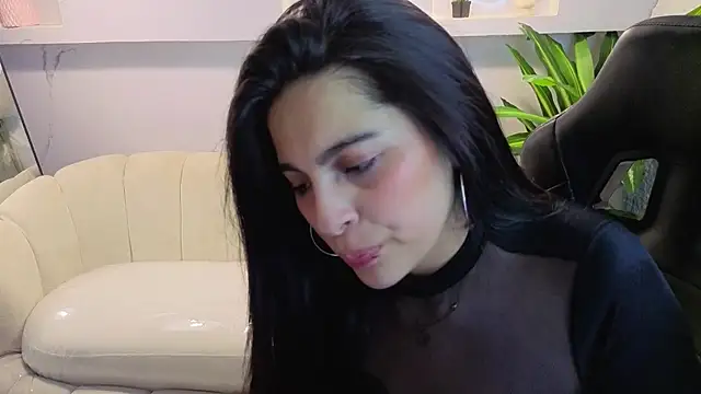Charlotte__t Chat XXX live