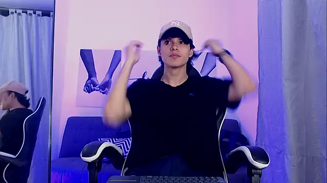 הופעת וובקאם של rio_hard