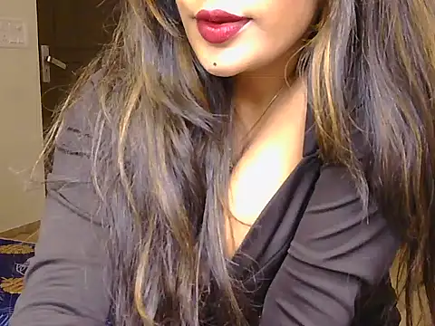 shanaya__08's Live XXX Chat