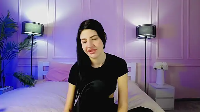 Show modela Pretty_Emilyy na web-kameri