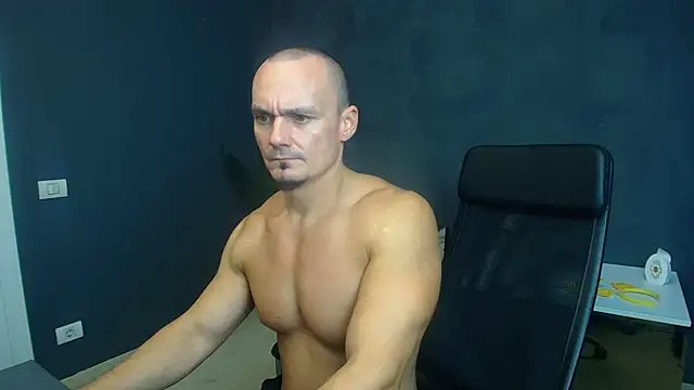 Show modela KaelSage na web-kameri
