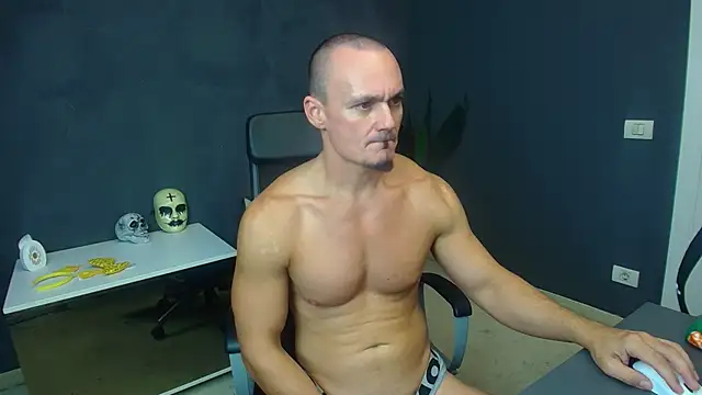 Show modela KaelSage na web-kameri