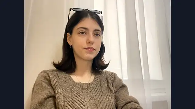 JessicaRomjue Chat XXX in diretta