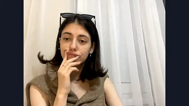 JessicaRomjue Live XXX-Chat
