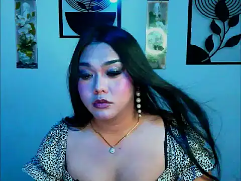 OMG_TsHugeCOCK 网络视讯表演