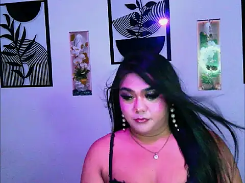 OMG_TsHugeCOCK – webcam-show