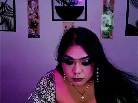 OMG_TsHugeCOCK Webcamshow