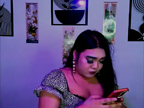 OMG_TsHugeCOCK Pertunjukan Webcam