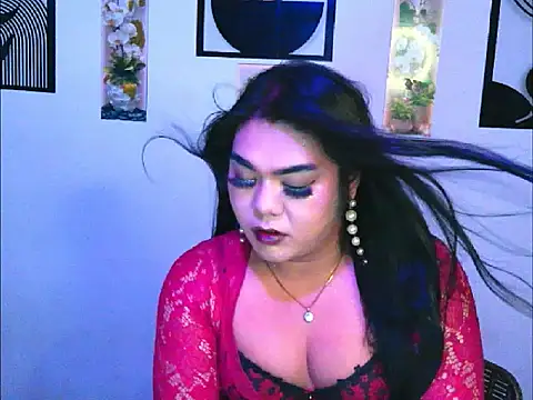 OMG_TsHugeCOCK's Webcam Show