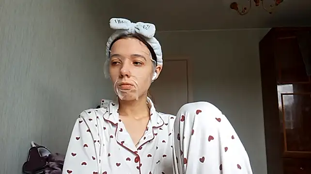 NikiMazzo webcam show