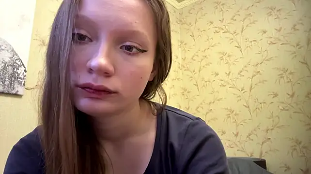 Show modela RolandaOkerlund na web-kameri
