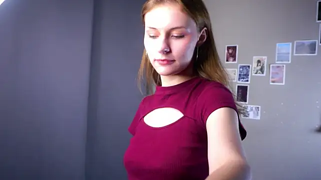 PatsyRhed Chat XXX in diretta