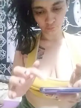 SussySix Chat XXX in diretta