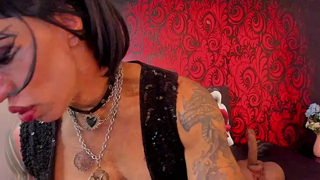 LILITH_MUSCLE_HELL webkamerás műsora