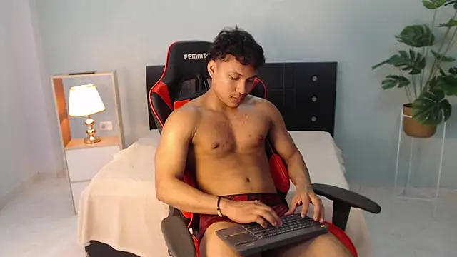 Вебкам-шоу MateoRamos_