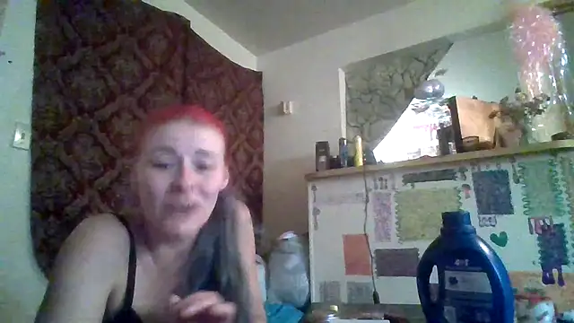 cloudywachanceofcum Show in webcam