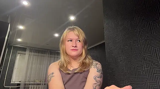 EvelyneSalado Webcamshow