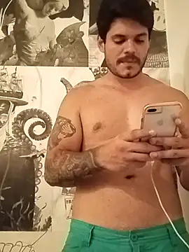 Show de alimentogostoso na webcam