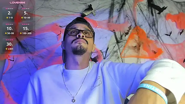 Amir_LatinBoy webcam show