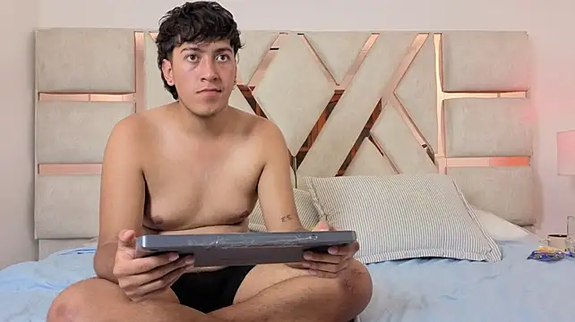 adamyevevg Webcam show