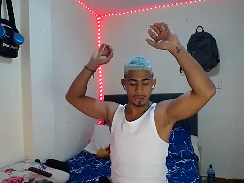 black_hot1 – webcam-show