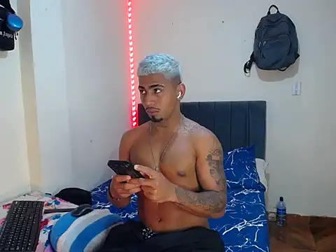 black_hot1 Webcam-Show