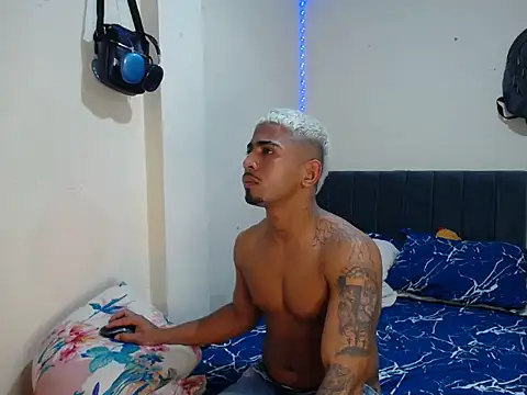 black_hot1 webcam show