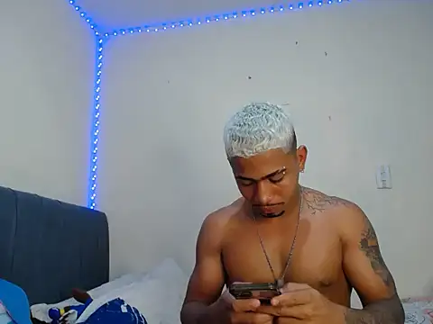 black_hot1n Webbikameraesitys