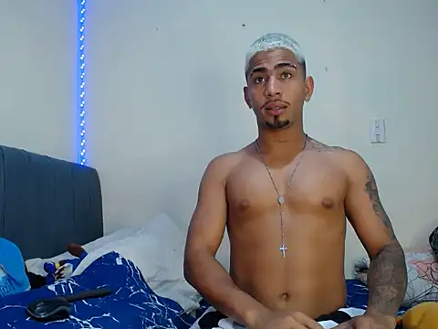 black_hot1 – webcam-show