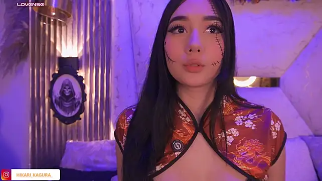 hikari_kagura_'s Live XXX Chat