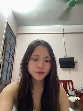 La-Quency Adlı Modelin Canlı XXX Sohbeti