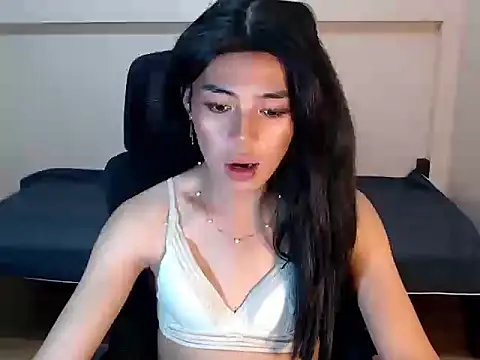 uralexaxxx 网络视讯表演