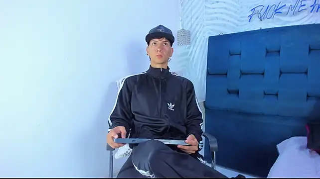 הופעת וובקאם של Sammyhot19
