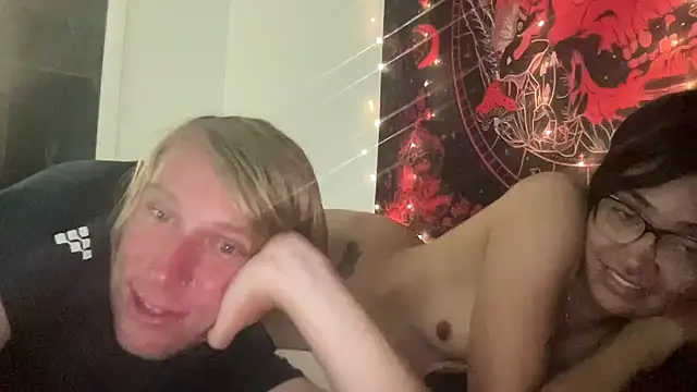 NikkiAndJohnny777: вебкам-шоу