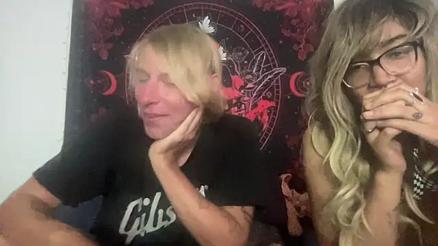 Вебкам-шоу NikkiAndJohnny777