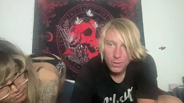 NikkiAndJohnny777 웹캠 쇼