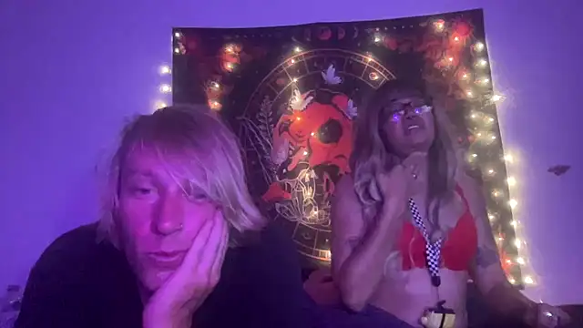 NikkiAndJohnny777: вебкам-шоу