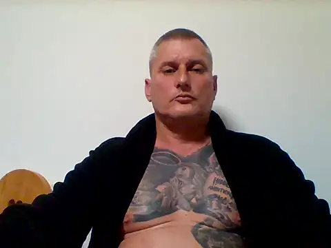 Show modela SamuelHeree13 na web-kameri