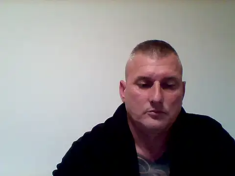 SamuelHeree13 Webcam show