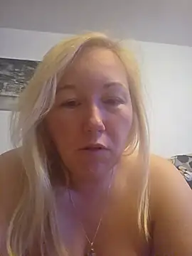 StephanieWhite Webcam-Show