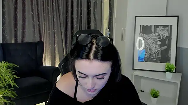 AliceMiatova Webcam-Show