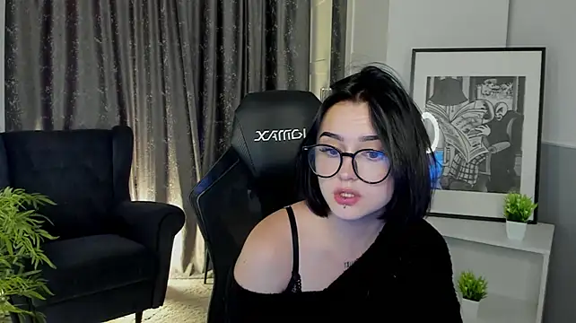 AliceMiatova 웹캠 쇼