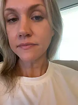 Kay_Cakes' Webcam Show