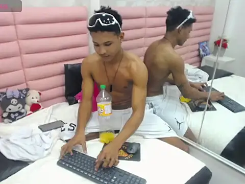 janner_cum51 webkamerás műsora