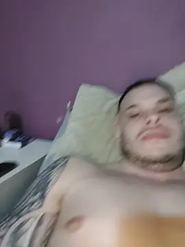 Ruggedcub Show in webcam