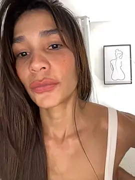 SofiaRiveroX_X – Kamerová šou