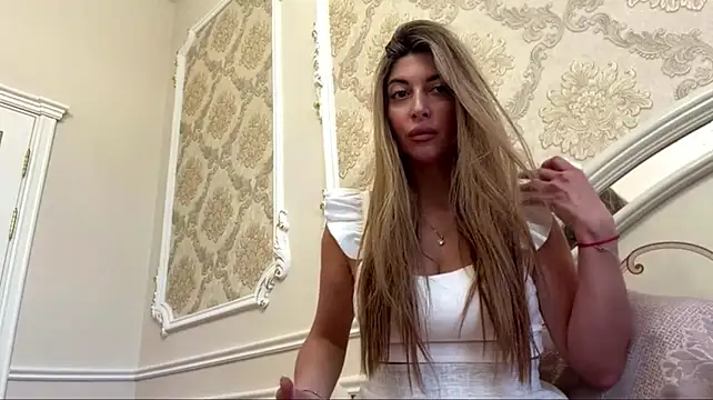 VeniceRenzulli – Naživo XXX chat