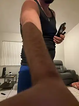 theenzoshow Show in webcam