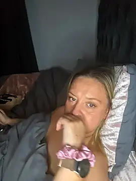 TattoedTease-xxn Webbikameraesitys