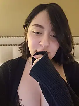 MimiWine Webcam show